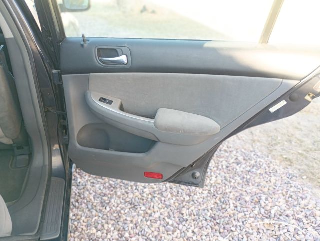 2004 ACCORD EX (30).jpg